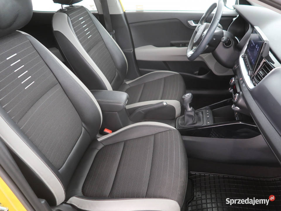 Kia Stonic 10 TGDI manualna