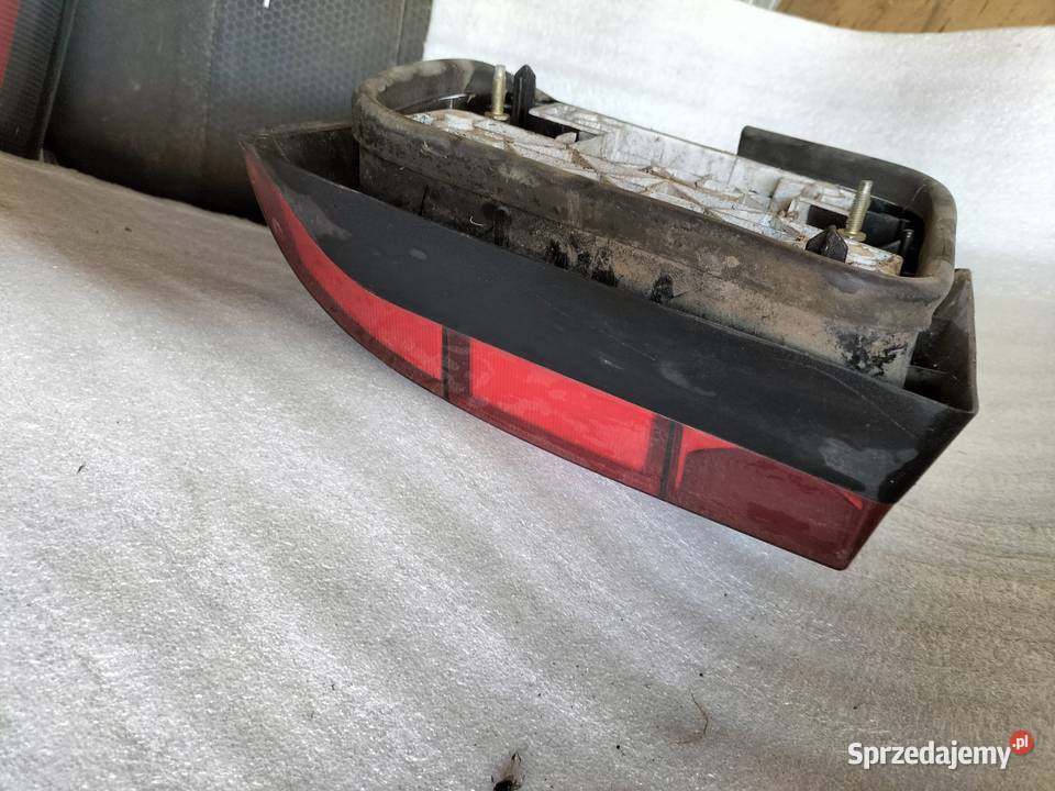 RENAULT 19 Chamade LAMPA TYŁ TYLNA LEWA Kamień-Kolonia