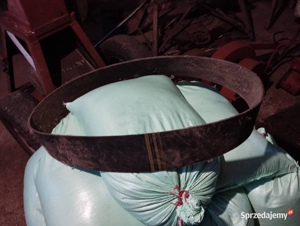 Pas klinowy szeroki rowkowy MF 510 nowy nie Szalowa sprzedam