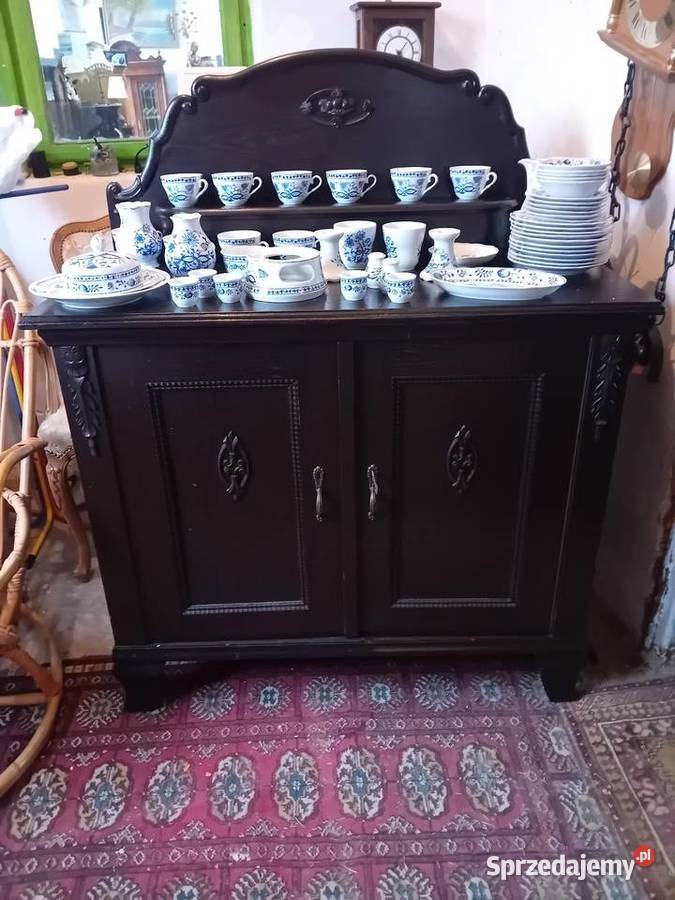 Komoda pomocnik Komody Tarnogród