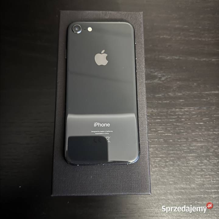 iPhone 8 64GB Space Grey Bateria 89 Stan Pudełko Apple / iPhone sprzedam