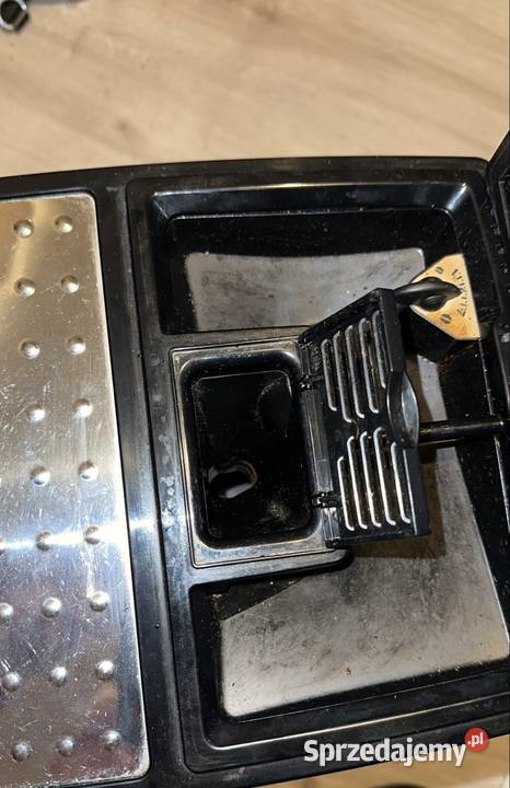 Ekspres do kawy DeLonghi Ecam 23210 Zamość sprzedam