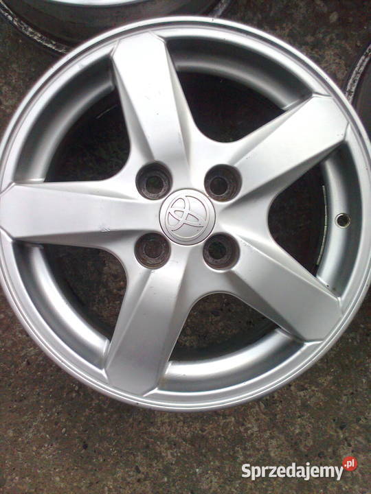 Felgi aluminiowe 15 Toyota Yaris Corolla Średnica 15" podkarpackie Jarosław sprzedam