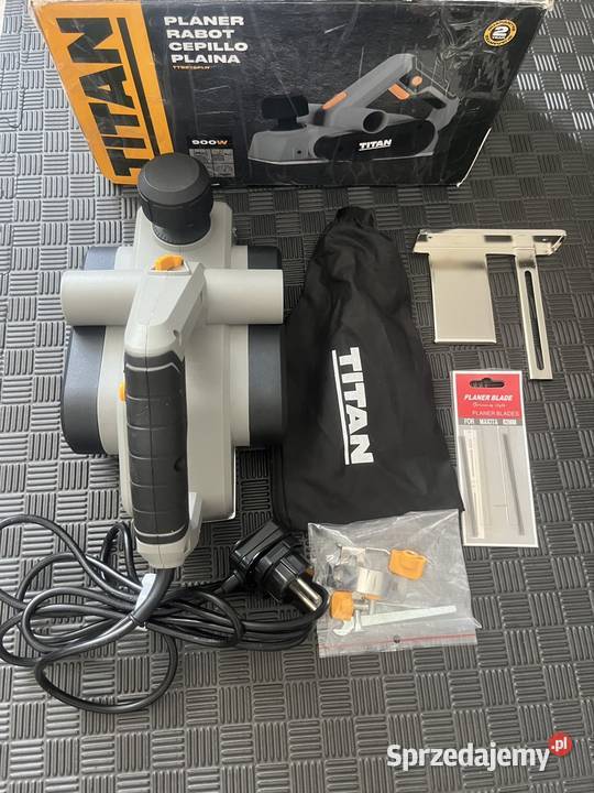 Strug elektryczny TITAN TTB876PLN 900W nowy Kraków