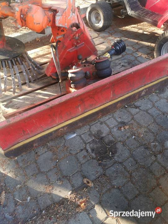 Traktorek iseki 2125