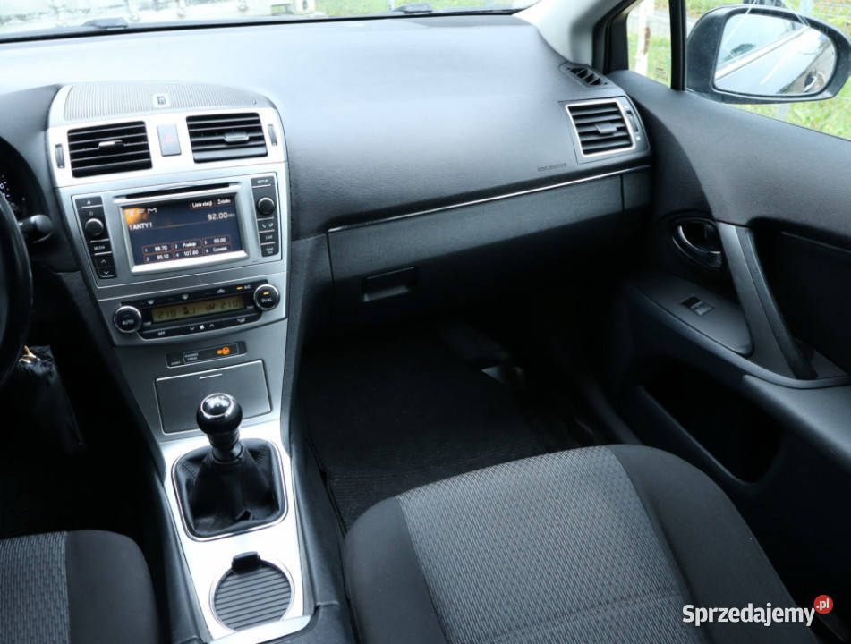 Toyota Avensis 20 D4D nawigacja mazowieckie Piaseczno