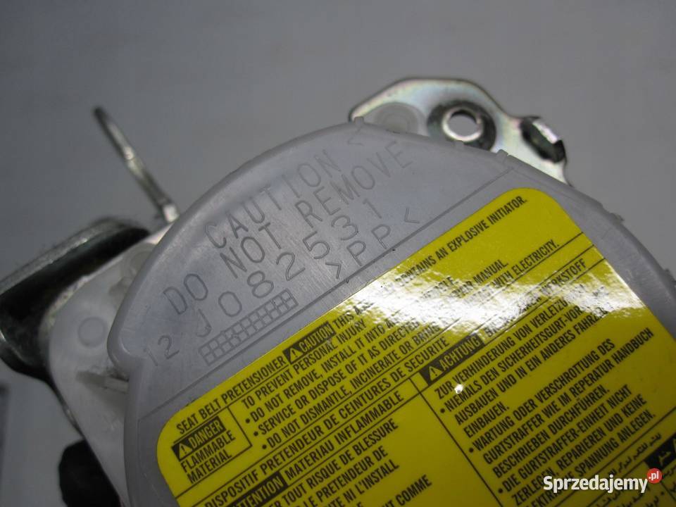 TOYOTA AVENSIS T27 III 10r pas bezpieczeństwa