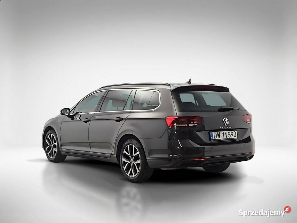 Volkswagen Passat Variant 15 TSI EVO Business benzyna Warszawa
