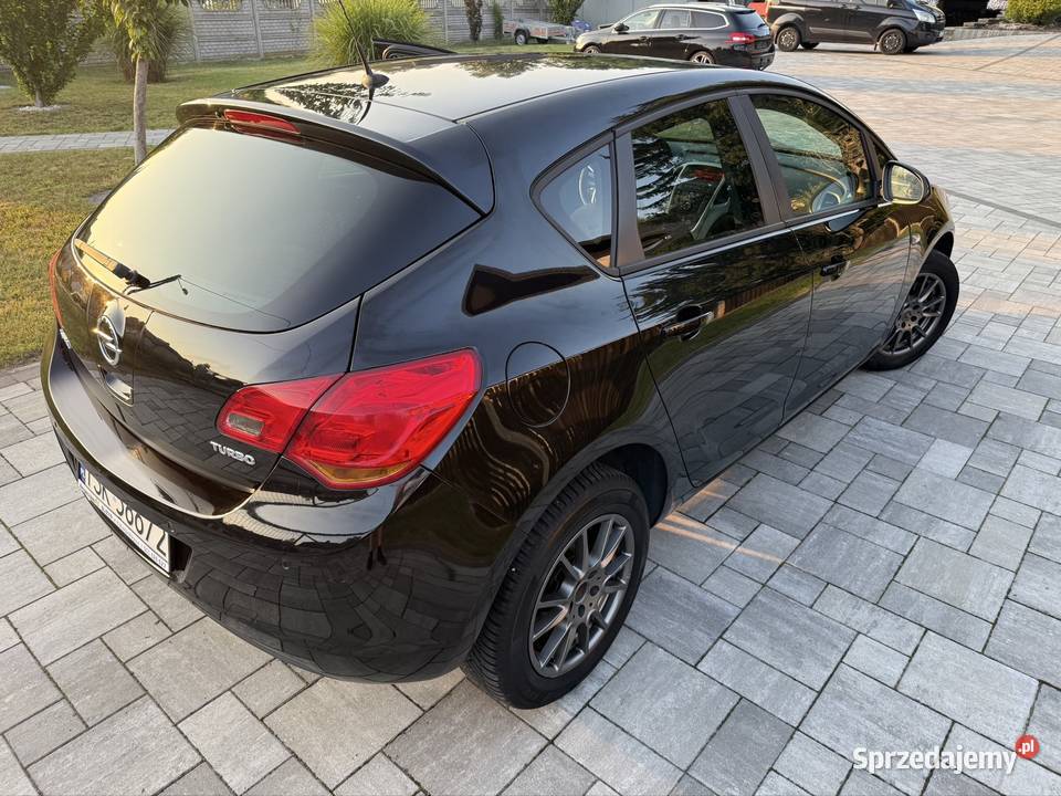 Opel Astra J 14 TURBO 120KM Astra Bliżyn