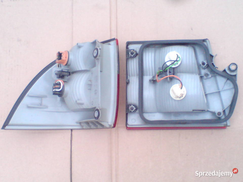 Lampy tył prawe Saab 95 I kombi lift lampy tylne Koszalin