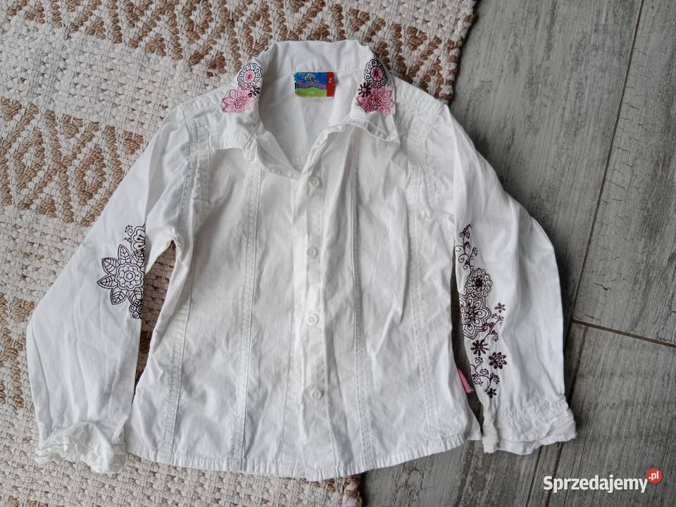 Biała bluzka z haftami rozmiar 116 dziewczynka