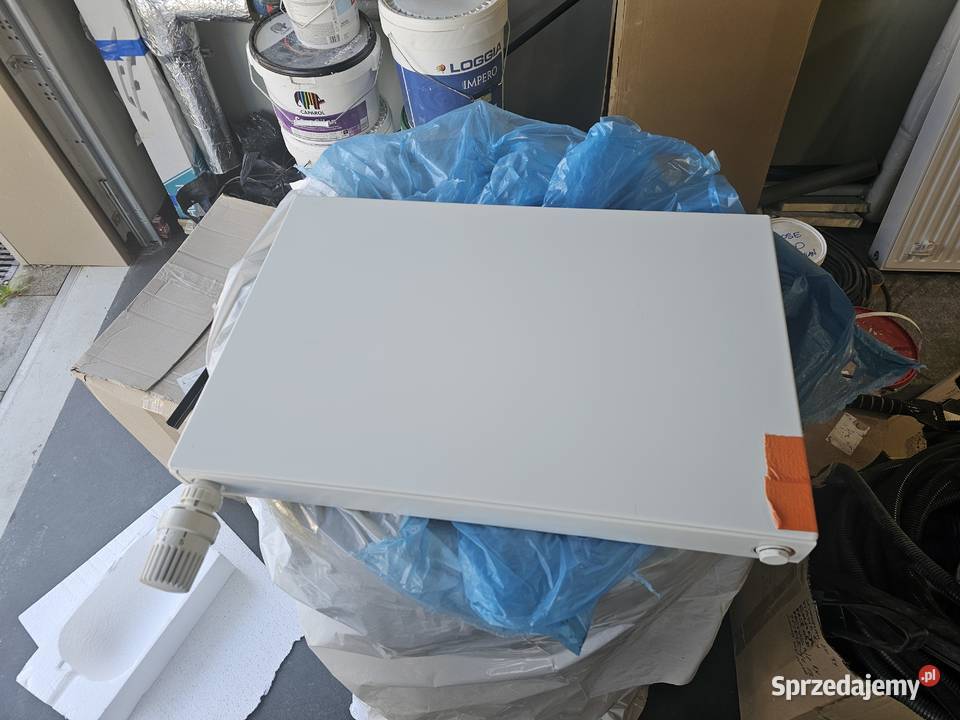 Grzejniki 52x11x91 i 40x6x60 z termostatem Warszawa