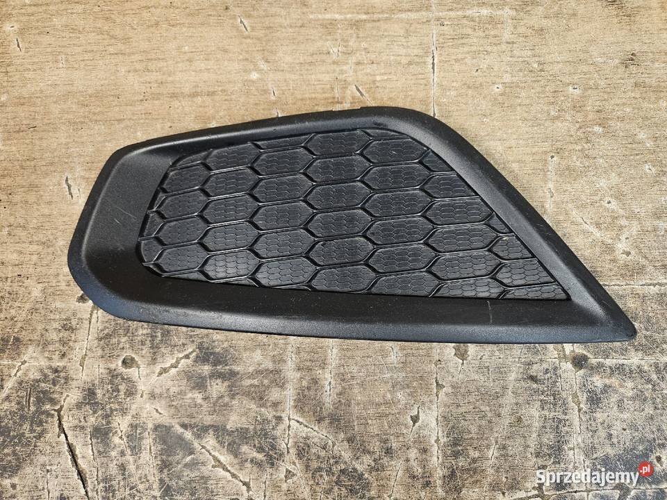 VOLVO C30 LIFT KRATKA PRAWA ZDERZAKA PRZÓD Międzychód sprzedam
