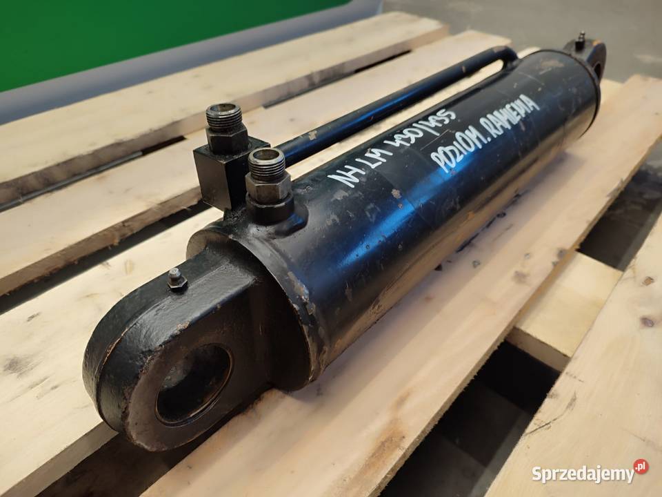Siłownik hydrauliczny 85825871 poziomowania Wilkowo