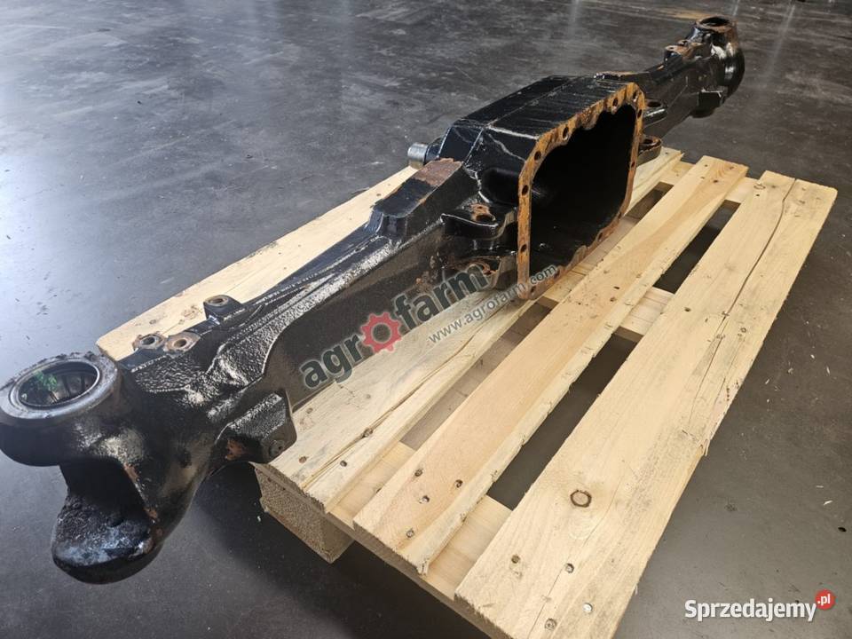 Obudowa mostu FWD Case Maxxum 115 Puma 125 Układ kierowniczy i oś przednia