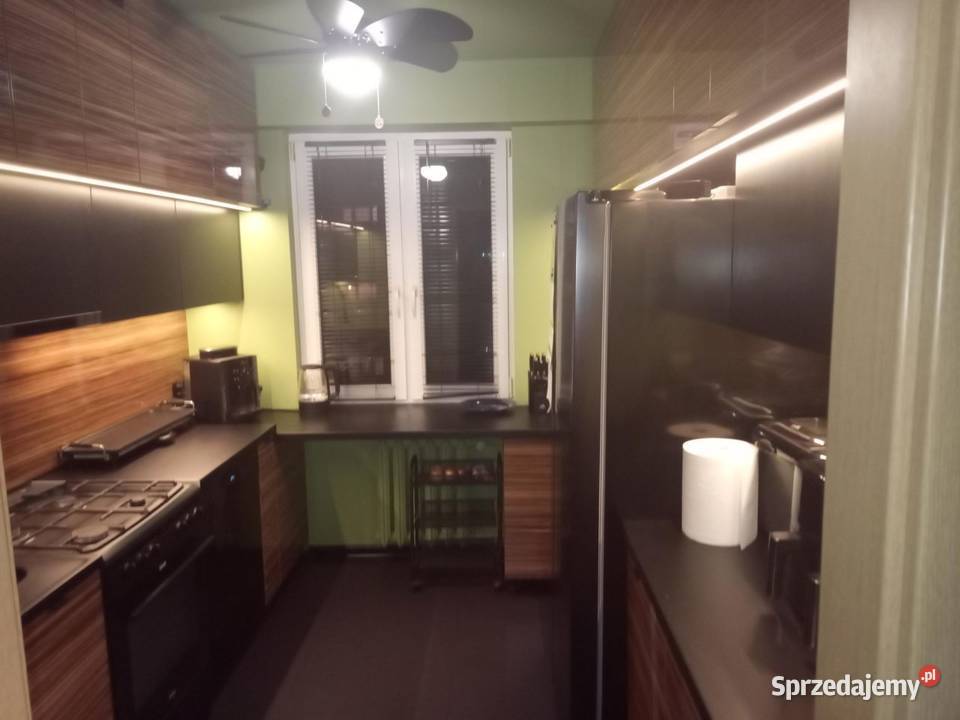 Umeblowane przestronne 3 pokoje 726 m Bełchatów oddzielna kuchnia