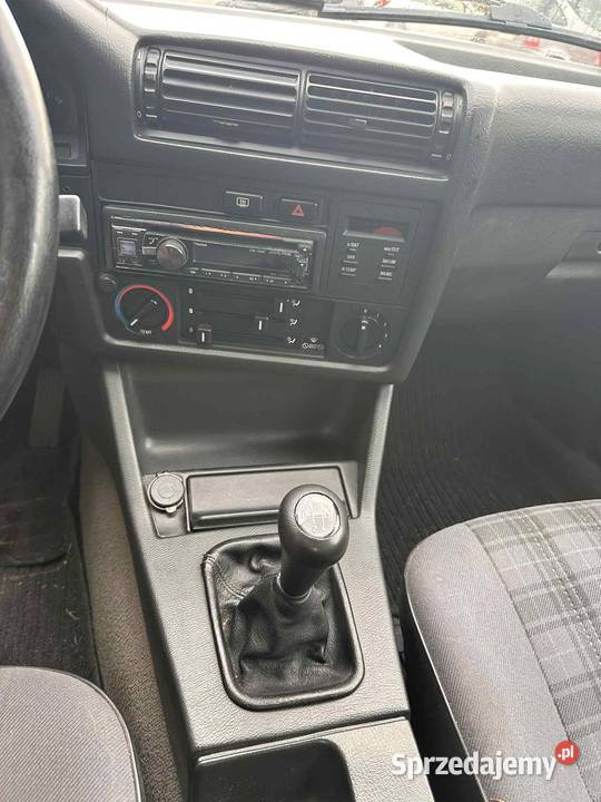 BMW e30 18 is Leszno