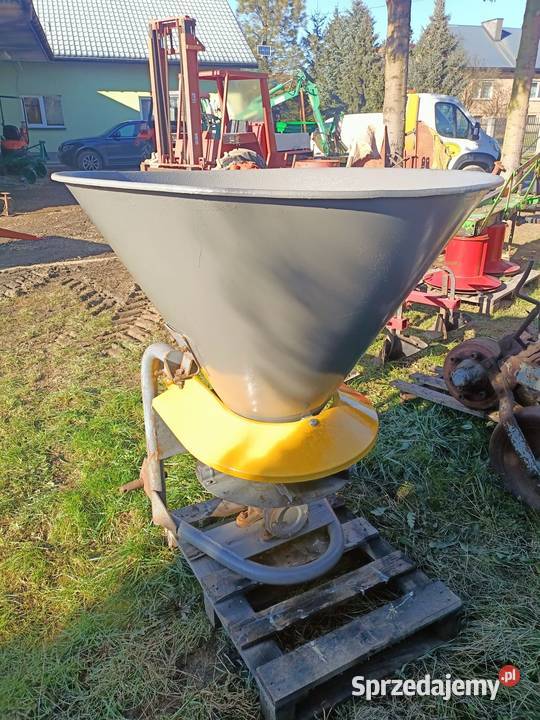 Rozsiewacz do nawozów Lejek Ursus Jasło