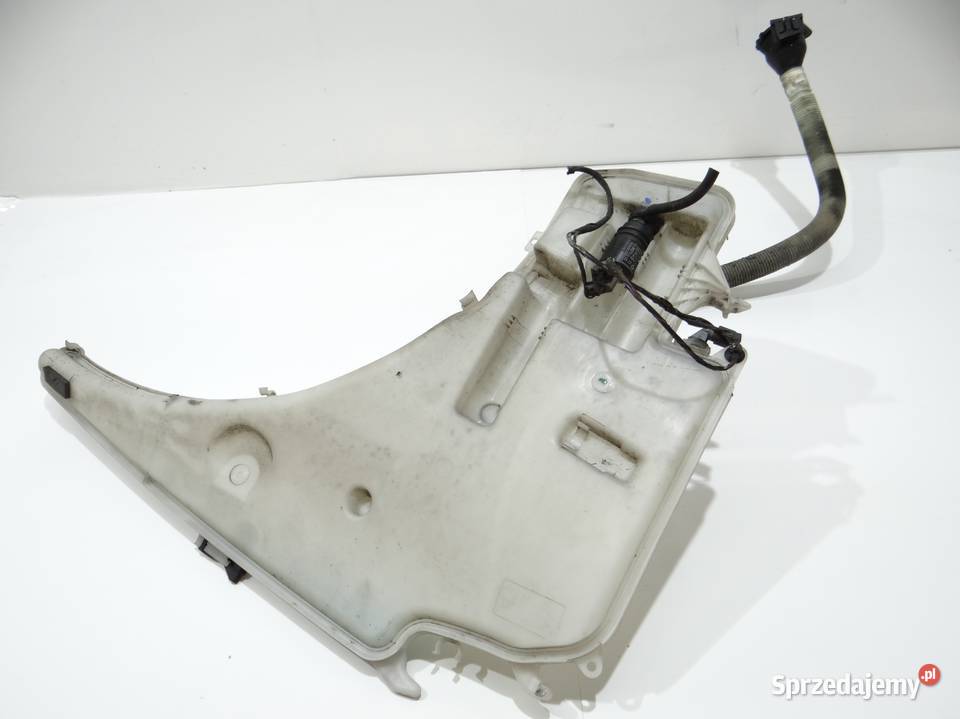 ZBIORNICZEK PŁYNU DO SPRYSKIWACZY BMW E90 LCI