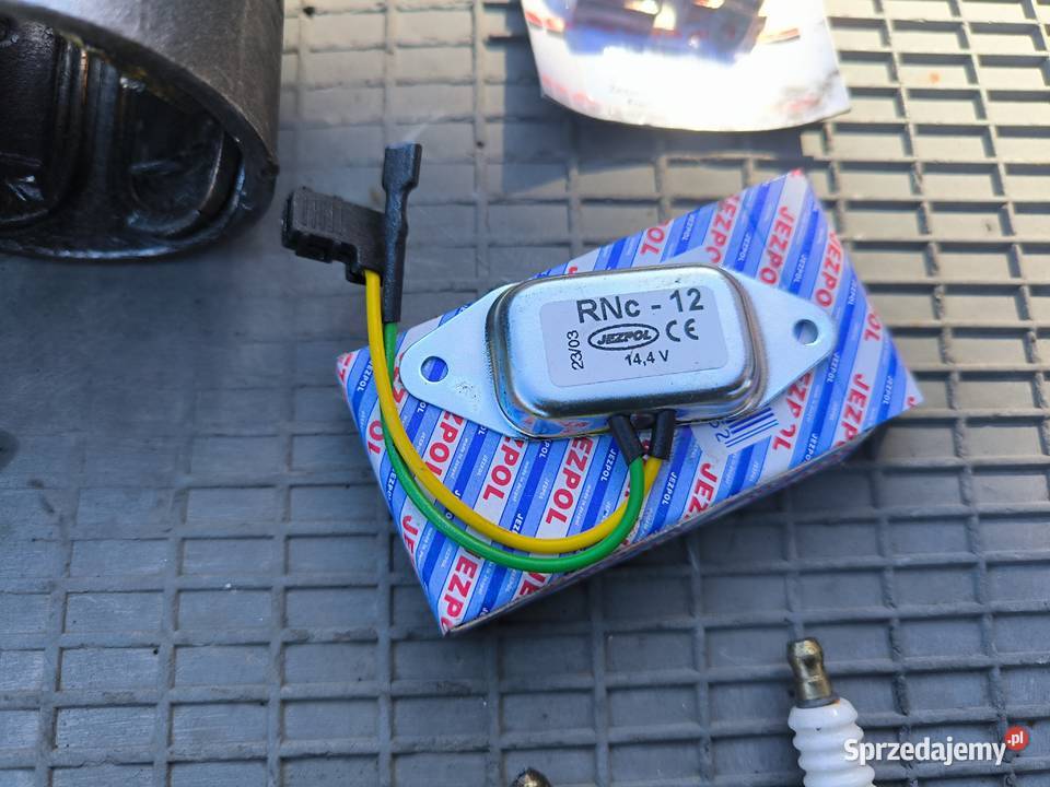 Fiat 126p glewiczka stojan szczotki tulejki osobowe podkarpackie Stalowa Wola