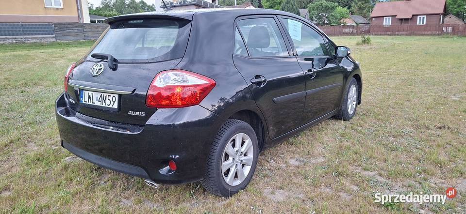 Auris 14 d4d lift 012 zdbana 1400cm3 Lublin sprzedam