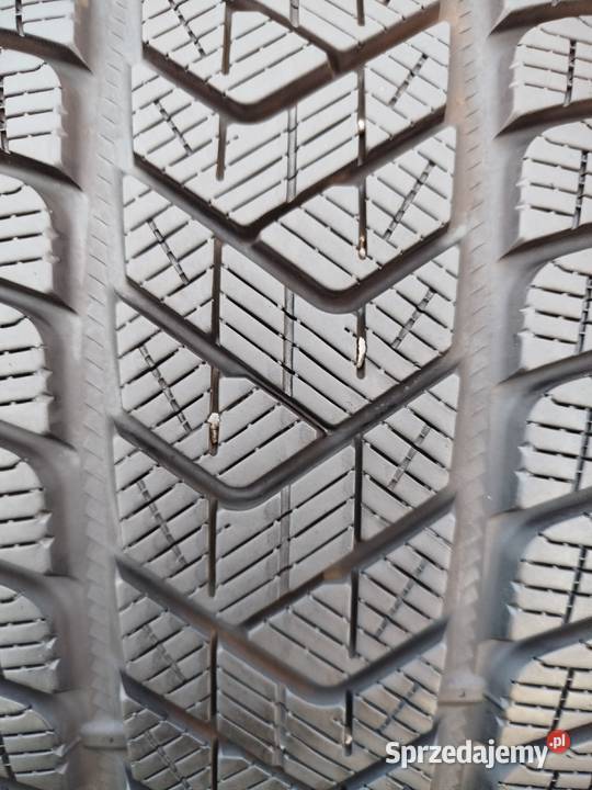 A166 Sprzedam opony zimowe uzywane 2555519 Bąków sprzedam