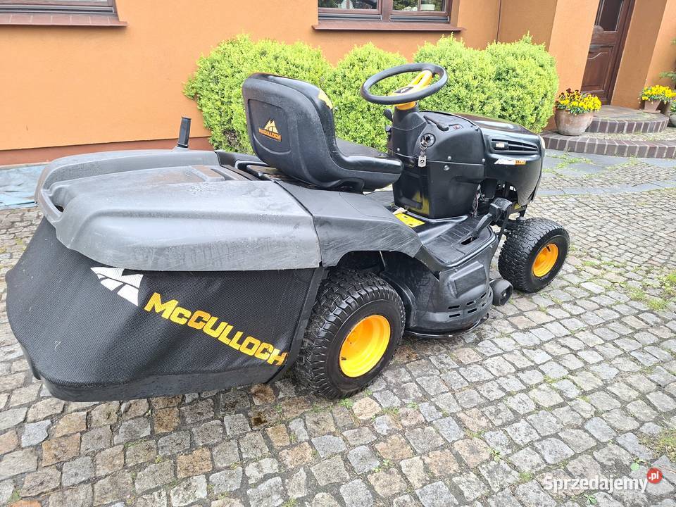 Mc Culloch traktor kosiarka 1 w ogrodach