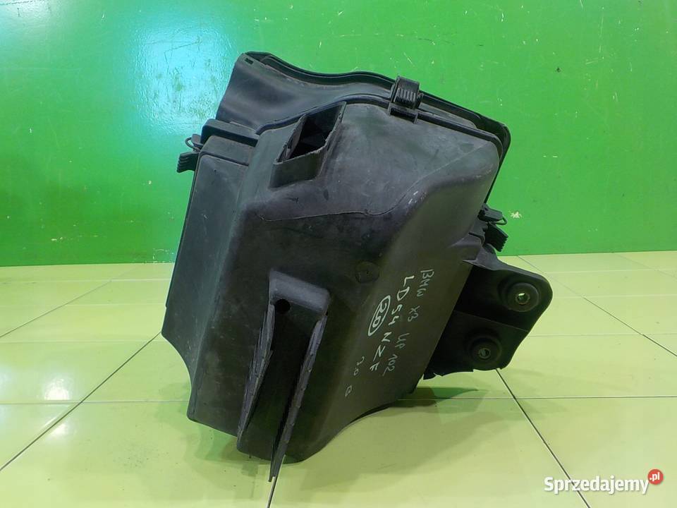 BMW X3 E83 30 B 04r 5D obudowa filtra powietrza Suków