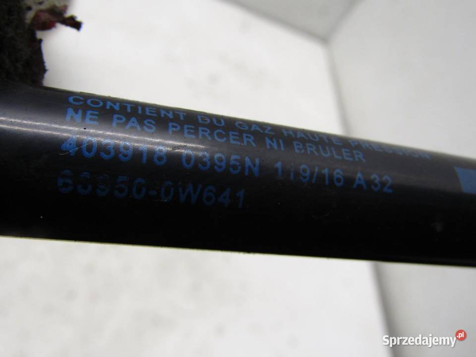 SIŁOWNIK KLAPY BAGAŻNIKA PRAWY PRAWE TOYOTA osobowe