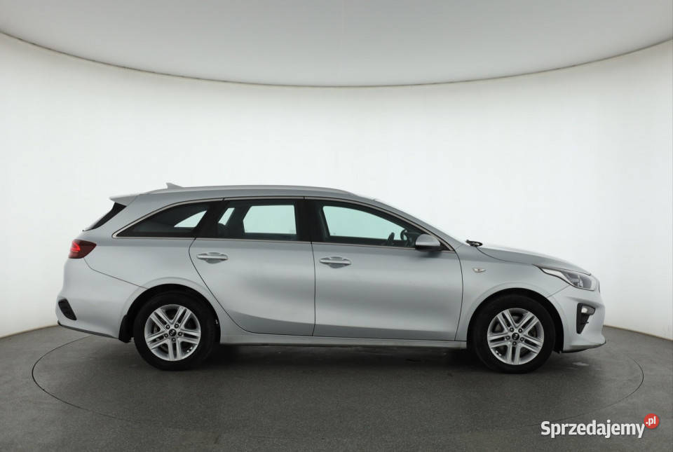 Kia Ceed 16 CRDi MHEV