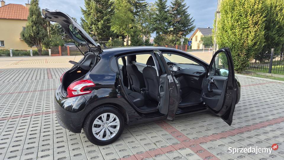 12 82 OPŁATACH I SERWISIE czarny