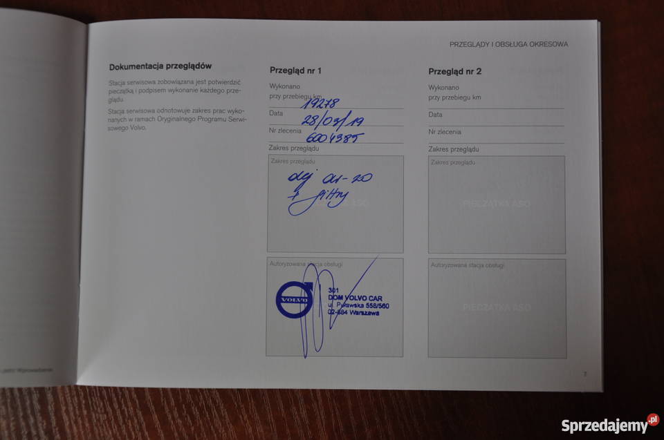 VOLVO V40 AUTOMAT 100 Bezwypadkowy Krajowy Mały Rok produkcji 2017 sprzedam
