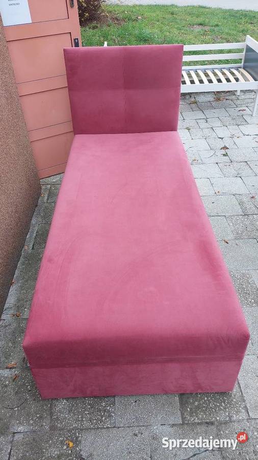 Łóżko jednoosobowe z zagłówkiem sprzedam