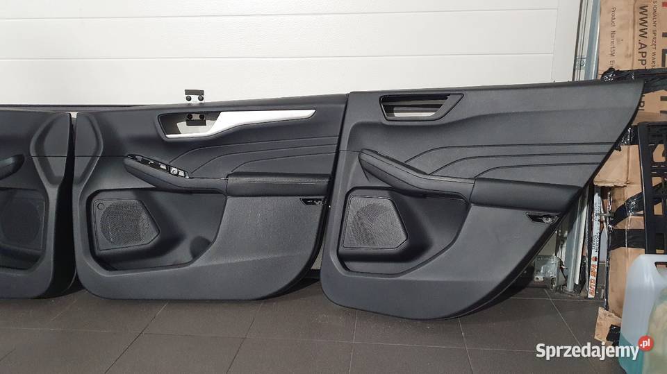 Tapicerki Ford Escape MK4 2020r Rok produkcji 2022 Tapicerki samochodowe Lusowo