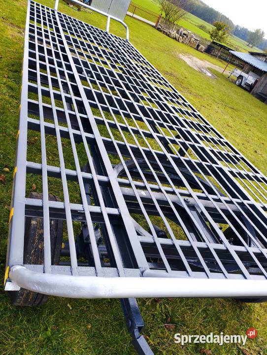 Sprzedam przyczepę do bel Sawin