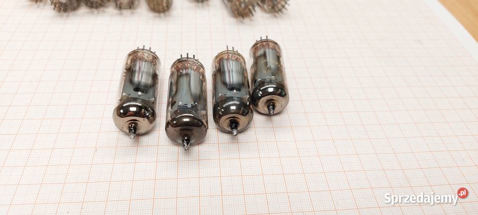 Lampa ECH81 4 A854 śląskie Czechowice-Dziedzice