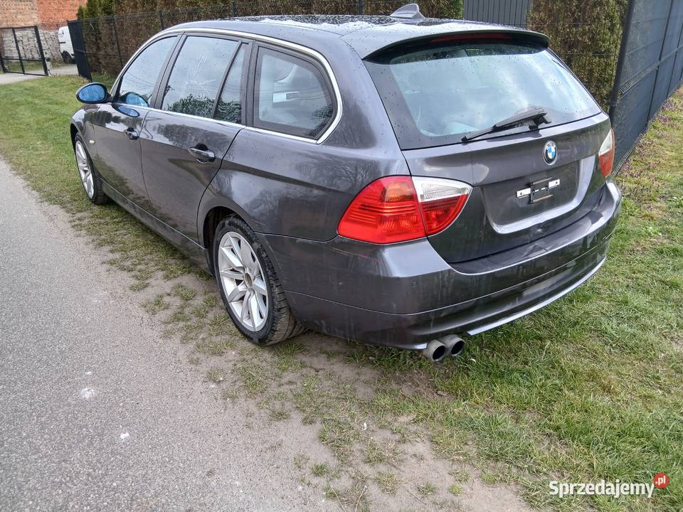 BMW 325xi 30 N53B30A manual xenon hak 218 4x4 śląskie Szczerbice