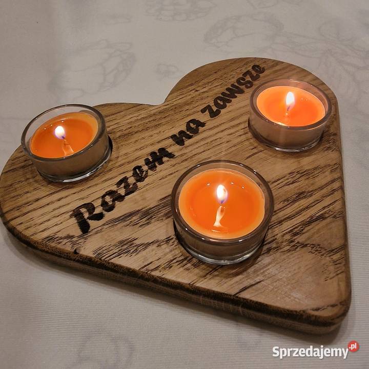 Świecznik drewniany serce z dębu z napisem Razem Sępopol