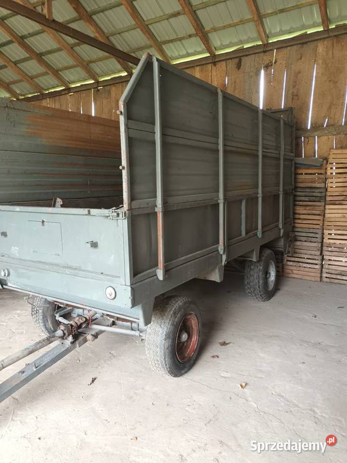 Rozrzutnik przyczepa objetosciowa Ciszyca Przewozowa