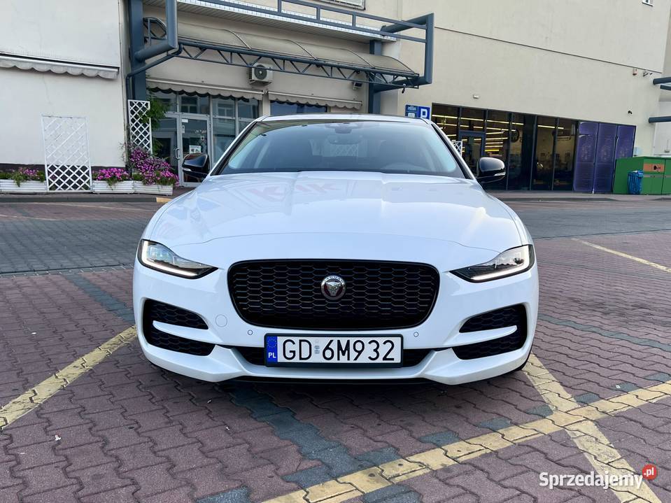 Jaguar XE II 20d Full Virtual Led Meridian
