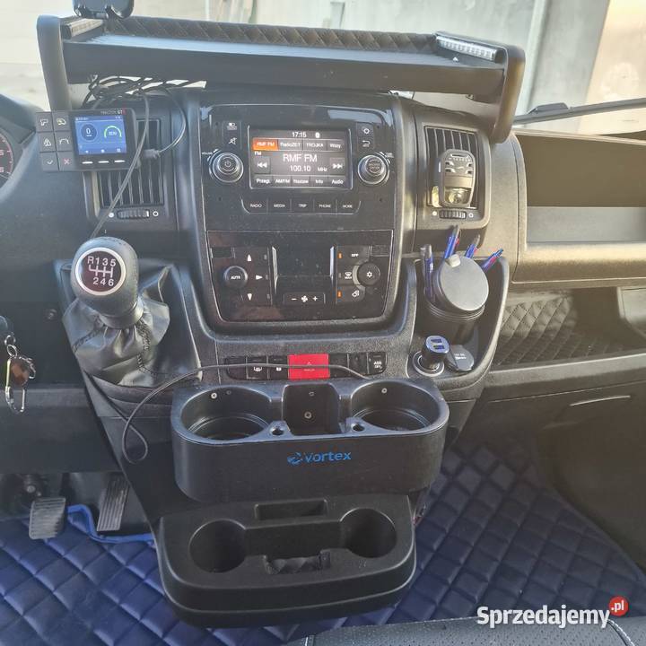 Peugeot boxer l4h2 9 osobowy 122 kw Silnik 22 bluetooth Sanok