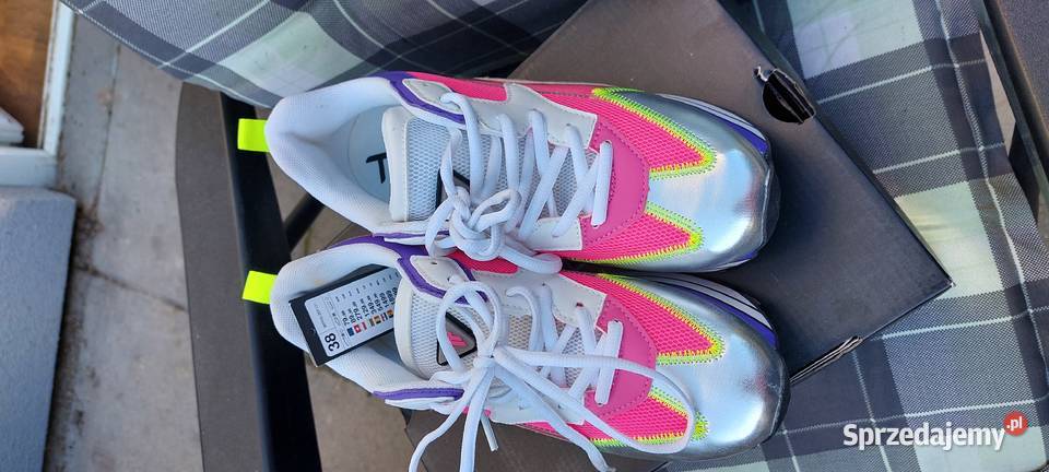 Buty damskie nowe rozmiaru 38 Poznań