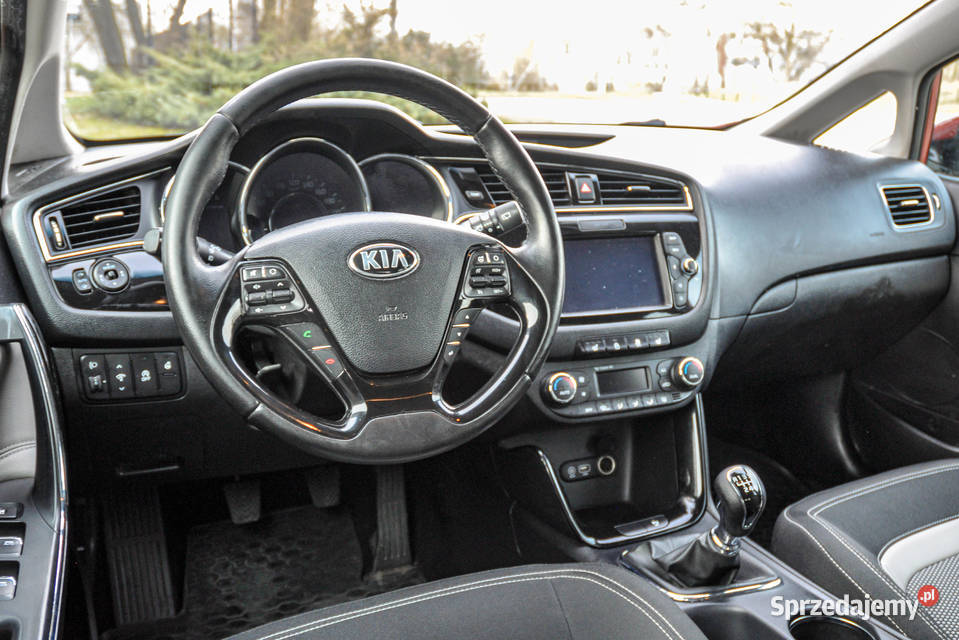 Kia Ceed Salon Lift 2016 r Bezwypadkowy VAT23 Wrocław sprzedam