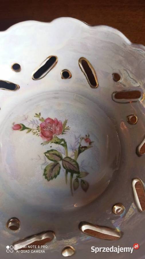 Patera MiseczkaZ uchwytami Złocona i opalizowana Porcelana i szkło Gdańsk