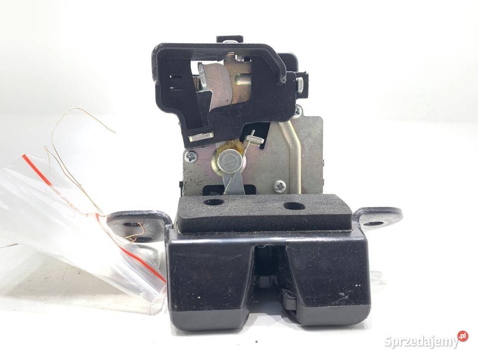 ZAMEK KLAPY TYŁ KIA SPORTAGE III Hatchback