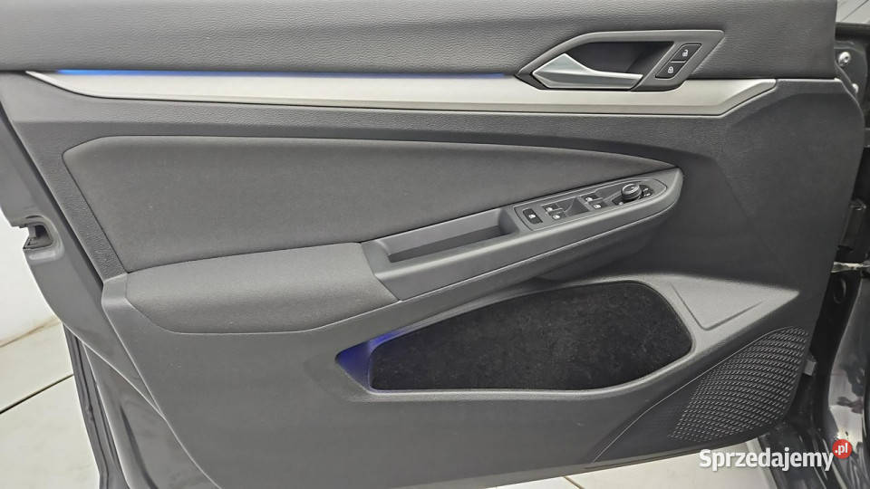 Volkswagen Golf VIII 20 TDI Life Z Polskiego Warszawa