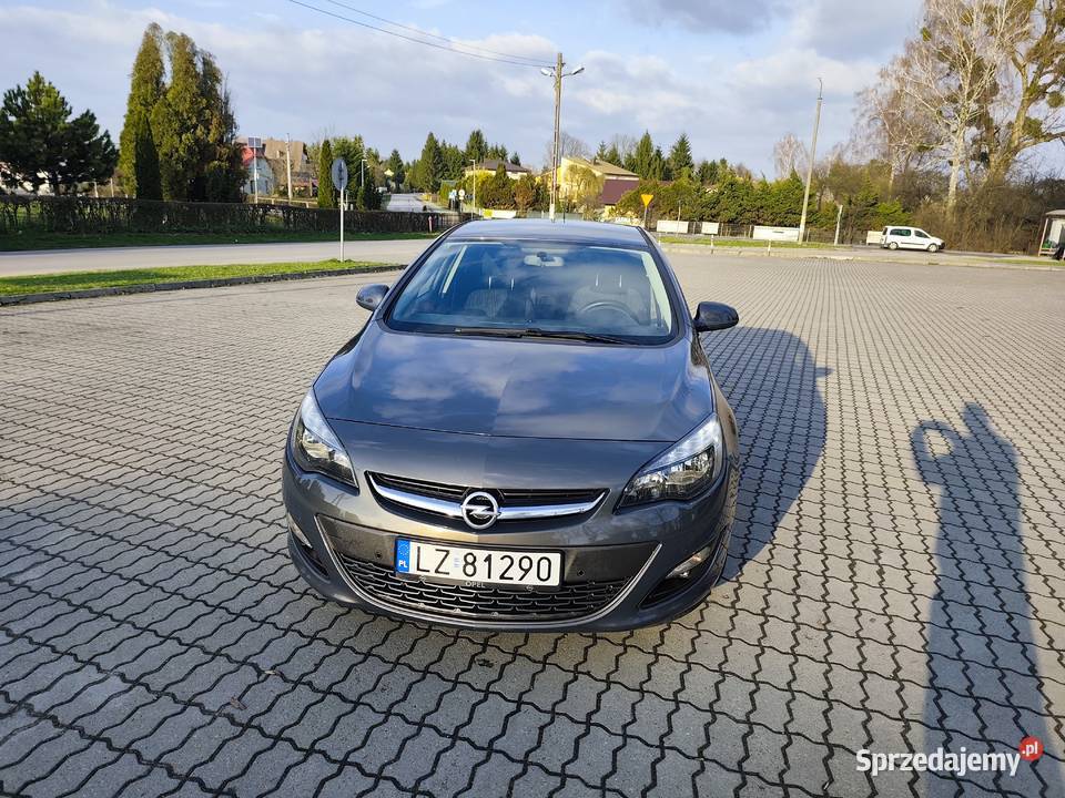 Opel Astra J sedan lift 16cdti 110 2015r Bez ad Zamość