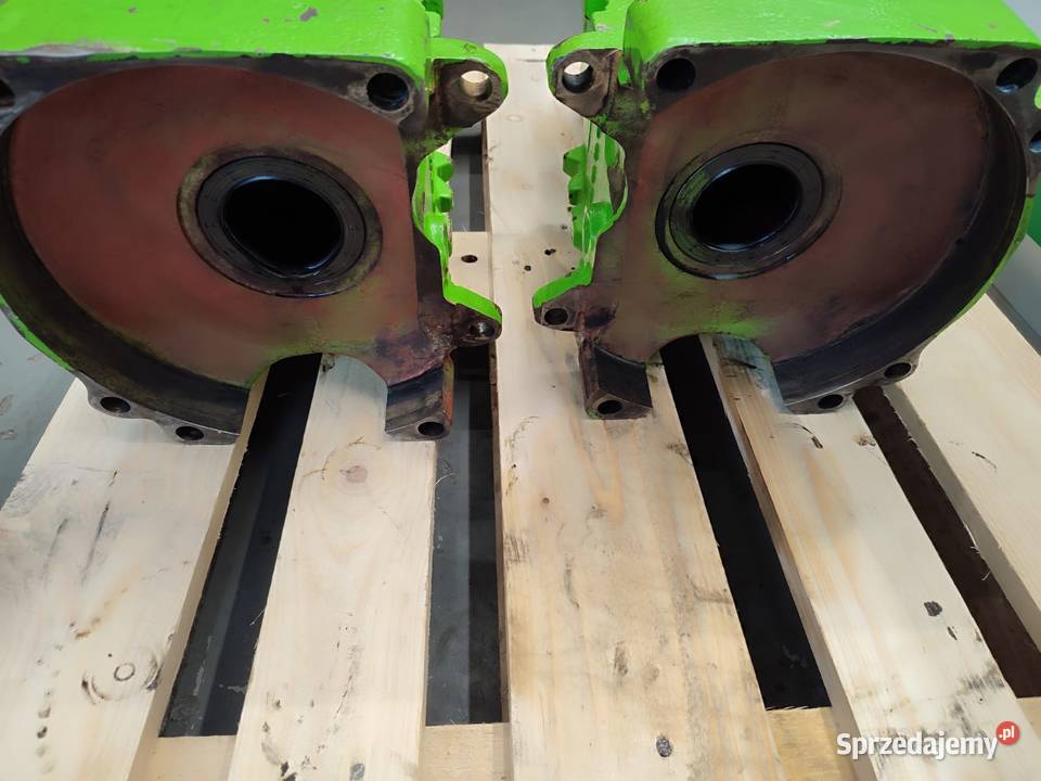 Obudowa osi napędowej 041870 041869 MERLO P347 Pozostałe Wilkowo