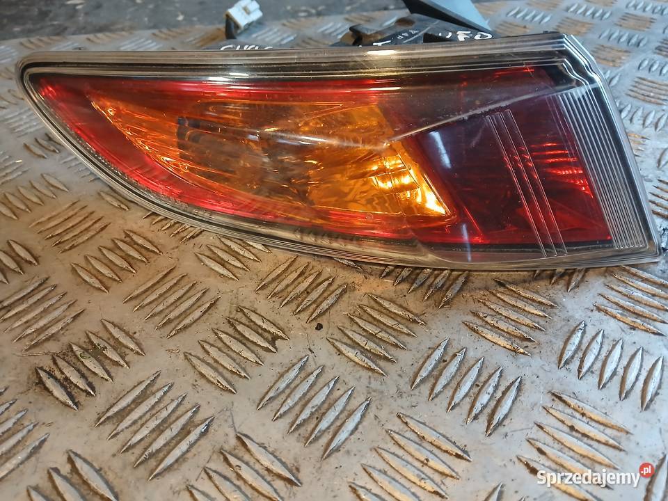 Lampa lewa tył tylna Honda Civic VIII 8 UFO 5D Radłów
