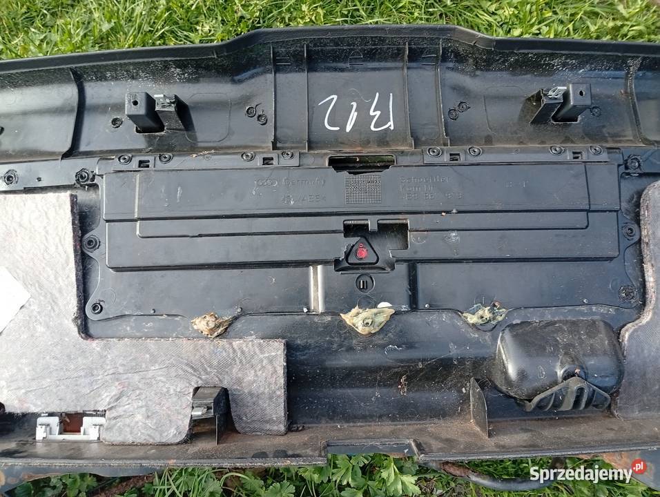 Tapicerka klapy bagażnika z roletą Audi A6 C5 osobowe warmińsko-mazurskie